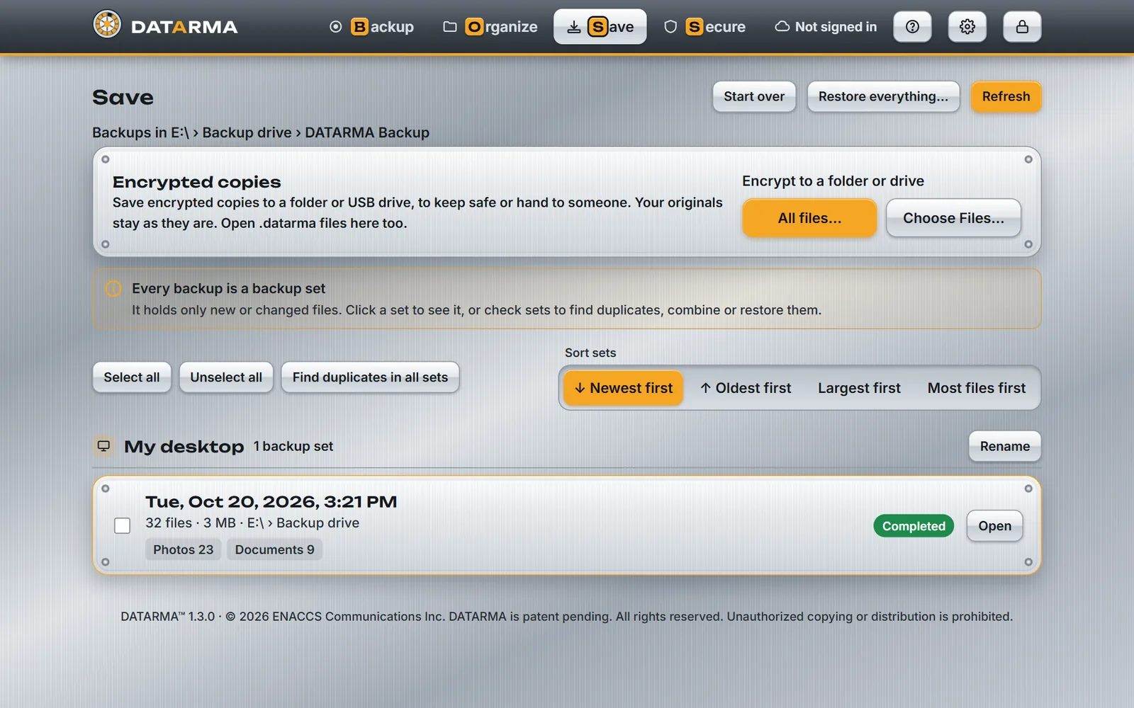 Save: backup sets grouped by device, each with its files, size and status.